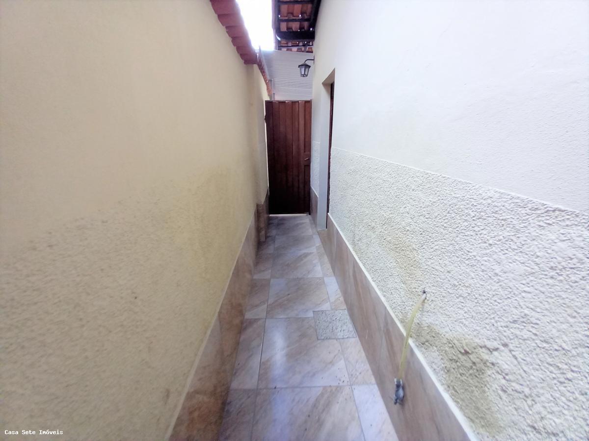 Casa para alugar com 2 quartos, 180m² - Foto 10