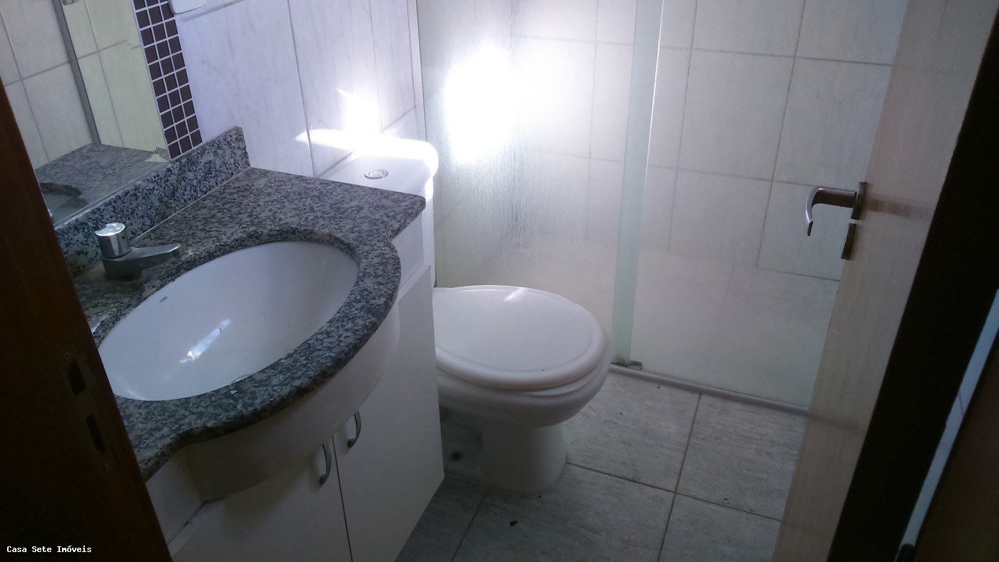 Casa para alugar com 2 quartos, 80m² - Foto 10