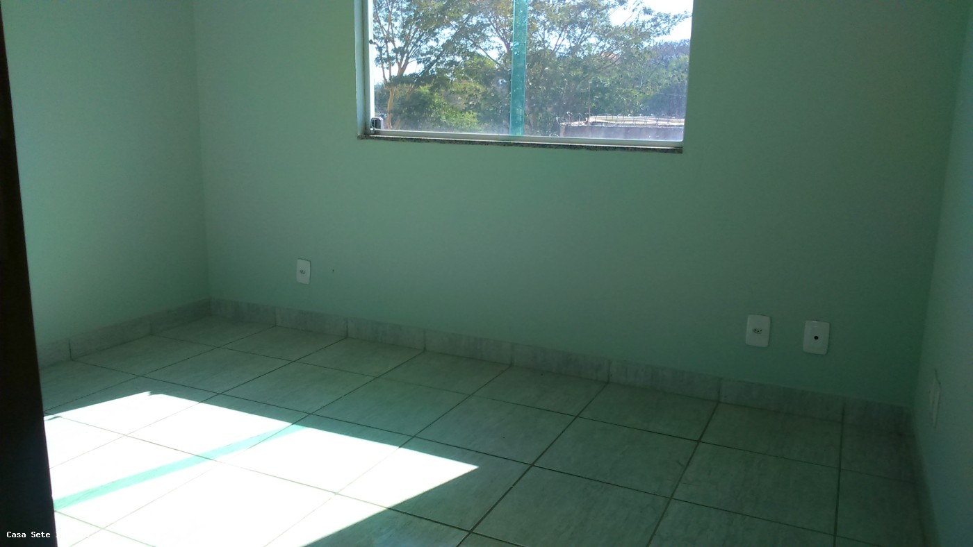 Casa para alugar com 2 quartos, 80m² - Foto 8