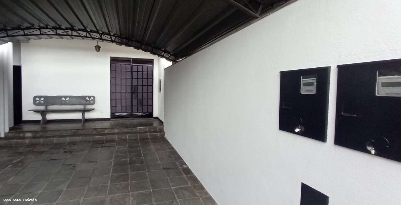 Apartamento para alugar com 2 quartos, 80m² - Foto 1